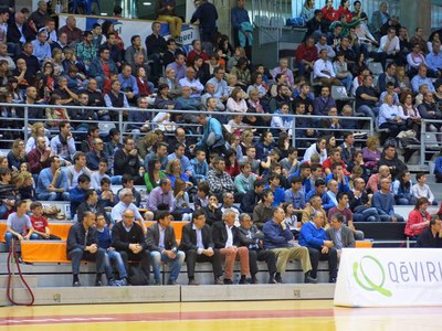 Unes 4.500 persones han assistit avui a l'Actel Força Lleida - Ford Burgos al Barris Nord.