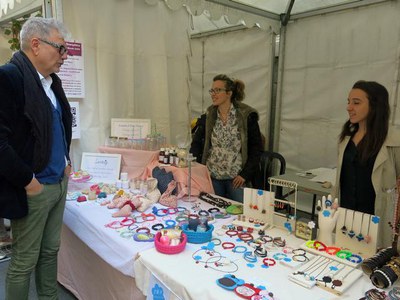 24 artistes locals, en el 6è Mercat de les Idees que organitza la Regidoria de Joventut.