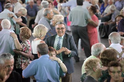 L'alcalde de Lleida, al ball de la Gent Gran de la Festa Major.