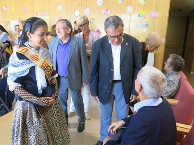 Com cada any, el paer en cap i les pubilles han compartit l’inici de la festa gran de Lleida amb tots els residents.