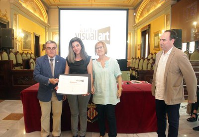 Marta Polo guanya el 2n Premi Lleida Visual Art amb el curtmetratge “Charnega”.
