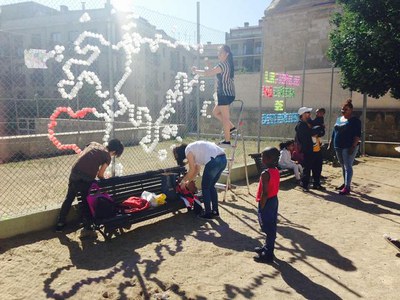 Usuaris dels centres oberts, les Ciberaules i els programes educatius d’Entorn municipals commemoren el dia de la familia amb "Enxarxa't", un project….