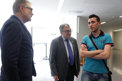 L'alcalde de Lleida, Àngel Ros, ha presidit el lliurament de claus dels Habitatges de Protecció Oficial.