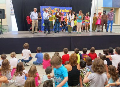 Àngel Ros ha afirmat que el Parc Científic és l’entorn més idoni per a l’Eureka, personatge al qual més agrada la ciència.