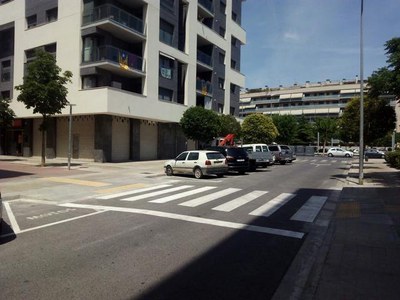 L'actuació a l'entorn de l'Escola Francesco Tonucci ha consistit en la formació de toperes al Carrer Agustins amb Carrer Doctor Trueta, Carrer Cronis….