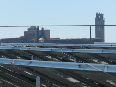 Ecodescoberta sobre les energies renovables a Lleida, amb la visita al Parc Solar del Camp d’Esports.