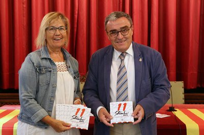 El programa d'actes de la Diada comença avui amb la conferència al Saló de Sessions de la Paeria del Dr.Joan Busqueta, degà de la Facultat de Lletres….