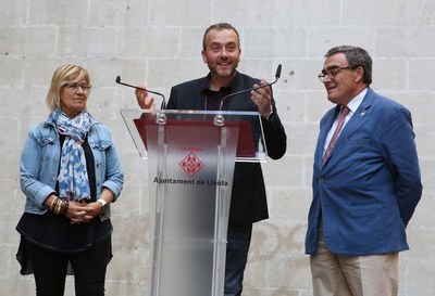 El pregó, des de la plaça de la Paeria.