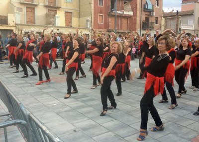 Lleida, al ritme de Garrotín, a la plaça del Dipòsit.