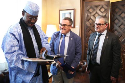 Recepció institucional a la Paeria.