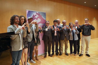 Lleida, unida contra el càncer de mama amb el Mamapop.