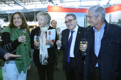 La trobada amb la presidenta de la Diputació de Barcelona ha tingut lloc en el marc de Municipàlia 2015..