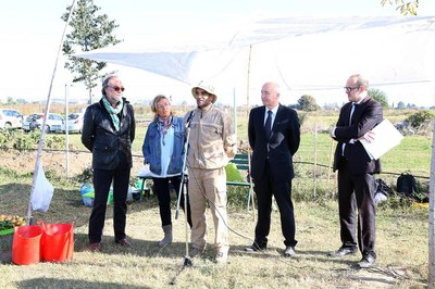 Els participants del projecte de la Paeria i l'Obra Social La Caixa ha explicat la seva experiència en la formació a l'IMO i la pràctica als Horts de….