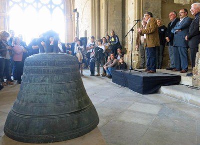 Els lleidatans i les lleidatanes han acomiadat la campana Mònica de la Seu en un acte que s'ha fet avui.