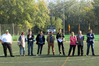La tinent d'alcalde Montse Parra, en la presentació dels equips del CF Pardinyes.