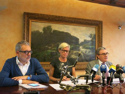 Fotografia de la presentació del projecte de pressupost municipal per l'any 2016.