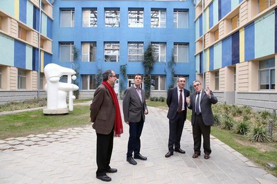 L’alcalde de Fraga visita el Parc Científic.