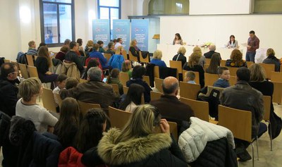 La conferència “La traducció com a medi d’enriquiment de la cultura mundial” s'ha fet aquest matí a la sala Alfred Perenya, a la Regidoria de Cultura.