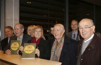 Un llibre repassa els 50 anys d’història d’Aspros.