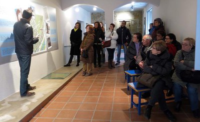 Una vintena d'ambaixadors de Lleida han visitat aquest matí el Dipòsit de l'Aigua.