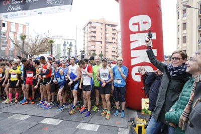 Montse Mínguez, donant el tret de sortida..