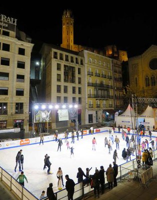 Aquesta instal·lació ha estat un atractiu dinamitzador per la ciutat i l'Eix comercial.