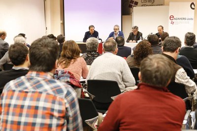 Fèlix Larrosa: “El projecte d’enllumenat de la ciutat ha permès reduir les emissions de CO2 en més de 2.100 tones anuals".