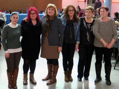 La regidora Sara Mestres va fer costat a la nova junta de la Vocalia de la Dona de la Mariola.