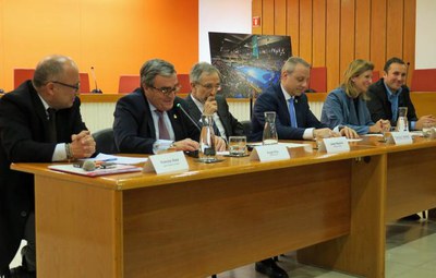 Lleida ha presentat juntament amb Granollers, Tarragona i Castelló la candidatura conjunta per organitzar el Mundial d’Handbol femení de l’any 2021.