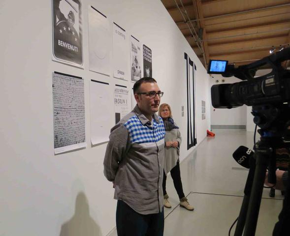 Sergio Rubira ha explicat la seva sèrie de cartells als mitjans de comunicació