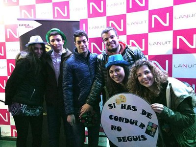 El programa Nits Q Lleida ha instal·lat aquesta nit un punt d’informació a la Nuit Discotheque per fomenta una festa cívica i segura.