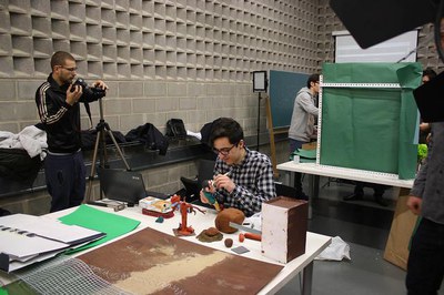 En el marc d’Animac també s’ha preparat una instal·lació interactiva per mostrar els resultats del taller Silly Walks, organitzat amb l’Escola d’Art ….