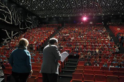 Àngel Ros i Montse Parra han visitat la sessió d’avui en què hi han participat alumnes dels Magraners, Escola Alba, la Creu de Torrefarrera, Sta. Mar….