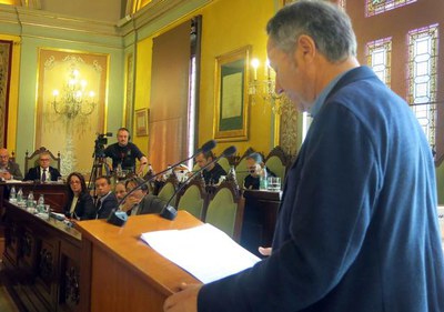 El ple ha comptat amb la intervenció de diferents entitats ciutadanes, entre elles la Comunitat General de Regants de Pinyana..