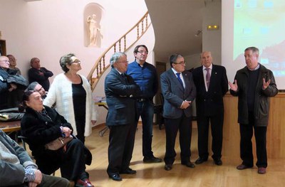 Els dos fills de l'artista van ser presents en la inauguració de l'espai Isidre Mercadé.