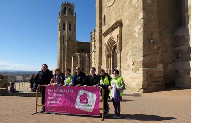 Aquesta és la cinquena edició de la caminada que organitza Dona Balàfia per reclamar una societat més igualitària entre els gèneres.