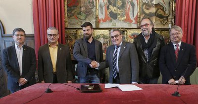L'alcalde Àngel Ros, els tinents d'alcalde Xavier Rodamilans i Joan Gómez, el coordinador de Prosec, C.Enjuanes i els regidors Paco Cerdà i Joan Vile….