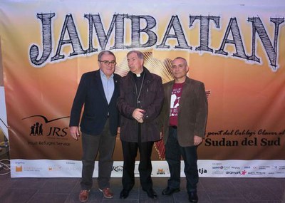 El bisbe Salvador també ha assistit a l'espectacle solidari del Claver.