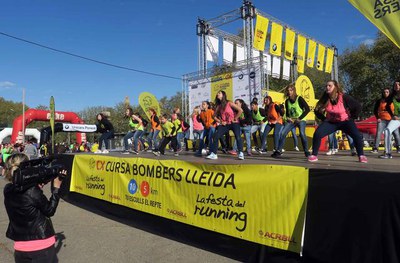 Grups d'animació per ambientar la festa.