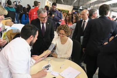 La consellera Ruiz i l'alcalde Ros han visitat els diferents estands de la Fira.