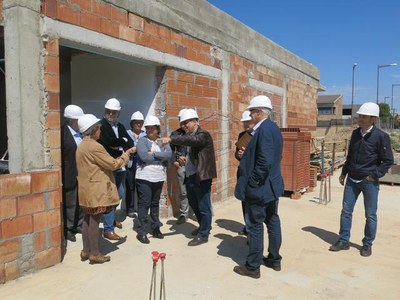 osteriorment, s’han visitat les obres que s’estan duent a terme al Parc de l’Aigua per construir la nova llar residència de l'entitat.