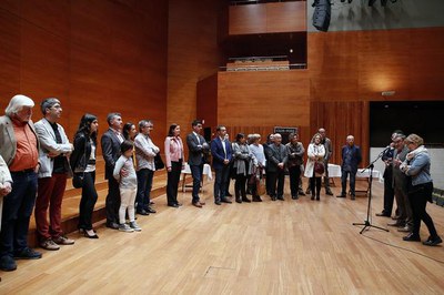 L'alcalde ha estat acompanyat pel delegat del Govern i la regidora de Cultura.