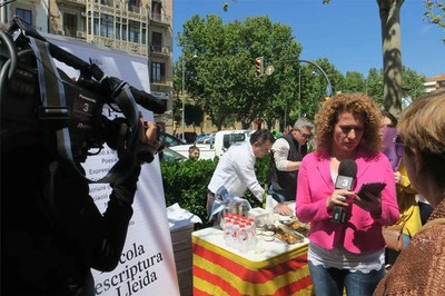 El programa conjunt de TV3 i Catalunya Ràdio ha connectat amb el vermut literari.