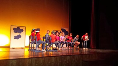 "Somiar desperts", de Joc de la Bola, a la 23 Mostra de Teatre Escolar.