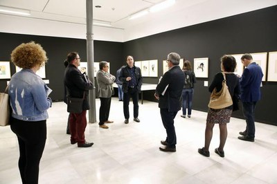 L’alcalde Ros ha encapçalat la representació municipal, que ha assistit a la visita guiada pel director del Museu, amb explicacions i anècdotes sobre….