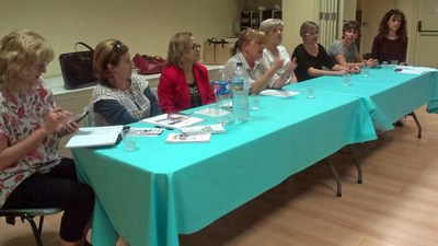 Mig centenar de dones han participat en l'últim taller itinerant d'Activa't al Casal, al local social de l’Associació de Dones del Clot, al qual ha a….