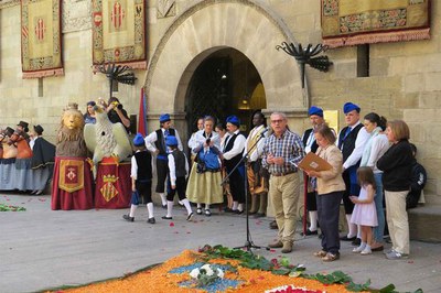 El regidor Joan Gómez ha agraït la tasca del Patronat del Corpus de Lleida en mantenir la festa i les tradicions.