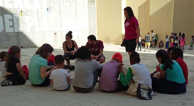 Un grup d'estudiants d'Educació Social de la Universitat de Lleida han impulsat una activitat per als infants i els adolescents del Centre Històric, ….