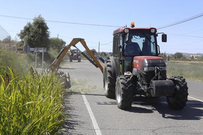 Els treballs continuaran les properes setmanes amb el desbrossament de més quilòmetres de camins.