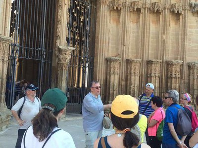 La caminada ha finalitzat després de recórrer els 10 quilòmetres davant la Porta dels Apòstols.